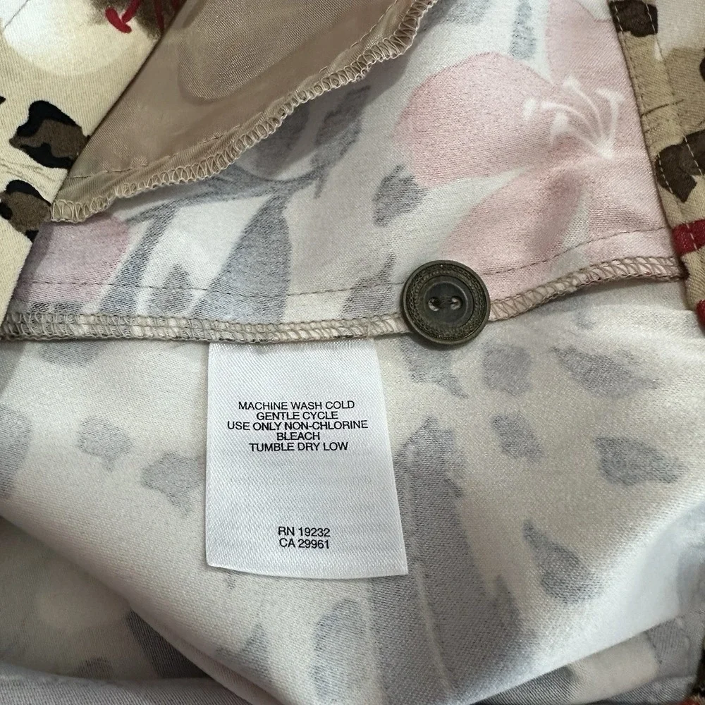 NWT Alfred Dunner Long Sleeve Button Jacket Shirt Tan Red Floral Animal Print 14